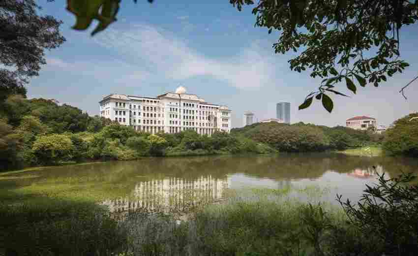 广西医学类高校中外合作办学项目分数线优势探究